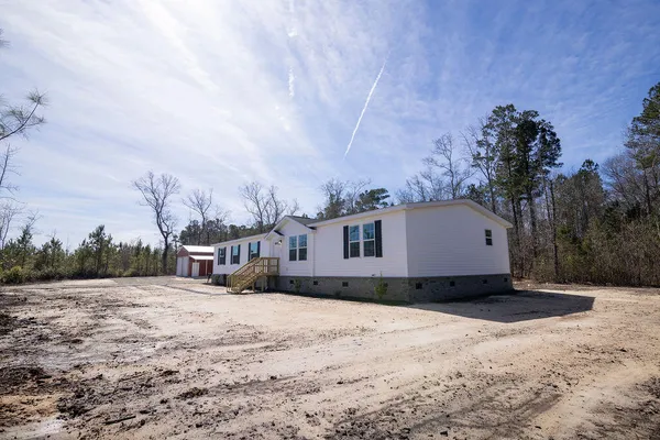 $475,000 | 291 Nelson Farm Lane, Cross, SC 29436
