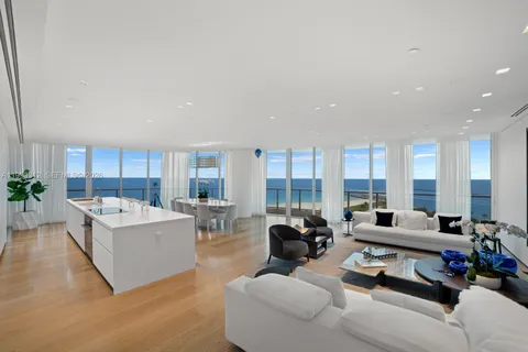 $22,000,000 | 100 South Pointe Drive, Unit 1106/07, Miami Beach, FL 33139