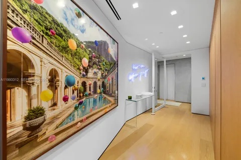 $22,000,000 | 100 South Pointe Drive, Unit 1106/07, Miami Beach, FL 33139