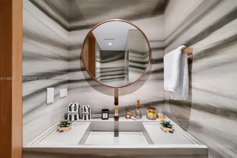 $22,000,000 | 100 South Pointe Drive, Unit 1106/07, Miami Beach, FL 33139