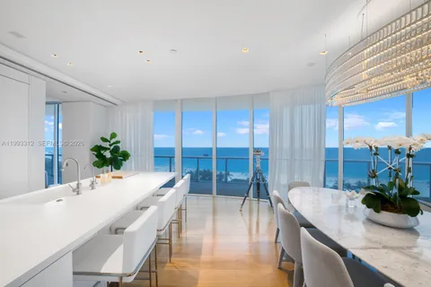 $22,000,000 | 100 South Pointe Drive, Unit 1106/07, Miami Beach, FL 33139