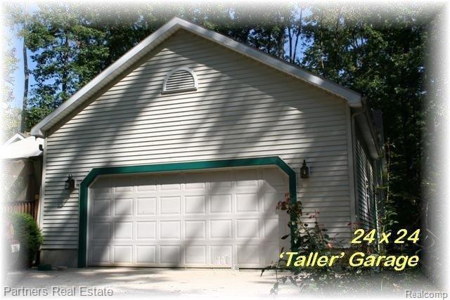 5373 Dutton Road Gregory, MI 48137 - Photo 17 of 22 Tall garage
