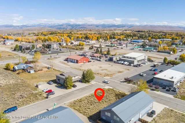 $100,000 | 4 Country Club Lane, Pinedale, WY 82941