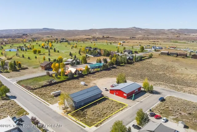 $100,000 | 4 Country Club Lane, Pinedale, WY 82941