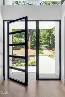 a view of a large window with an outdoor view