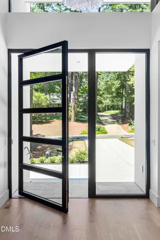 a view of a large window with an outdoor view