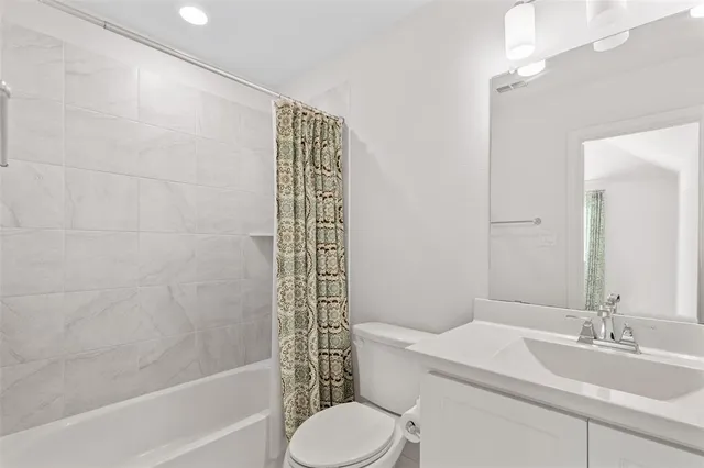 $4,150 | 2445 Saffire Way, Lewisville, TX 75056