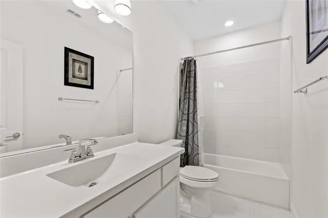 $4,150 | 2445 Saffire Way, Lewisville, TX 75056