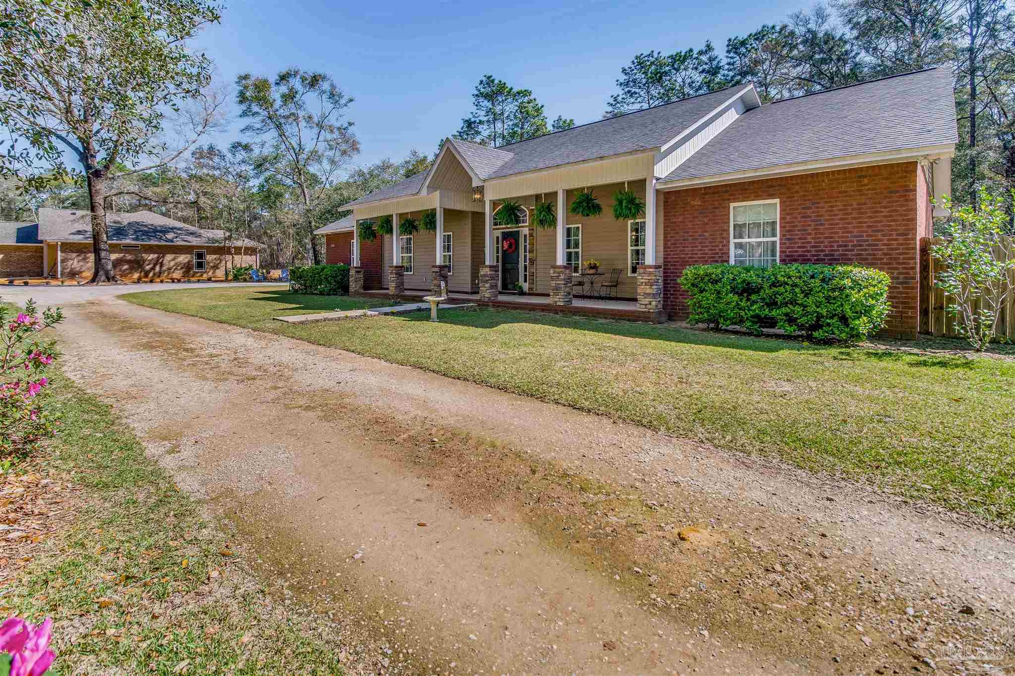 5816 Northrop Road Milton, FL 32570 - Photo 3 of 47 Gallery Image 3