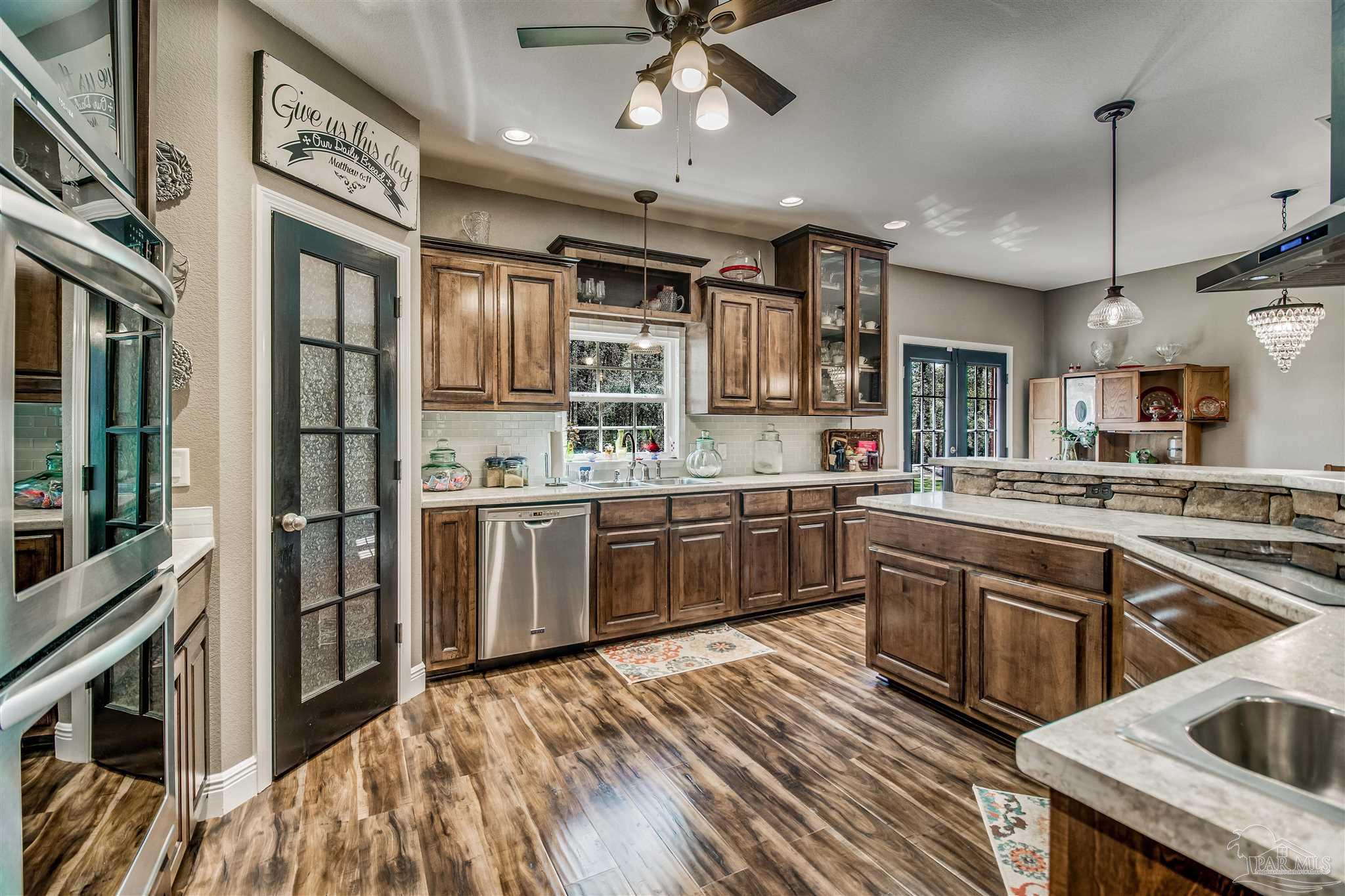 5816 Northrop Road Milton, FL 32570 - Photo 8 of 47 Gallery Image 8