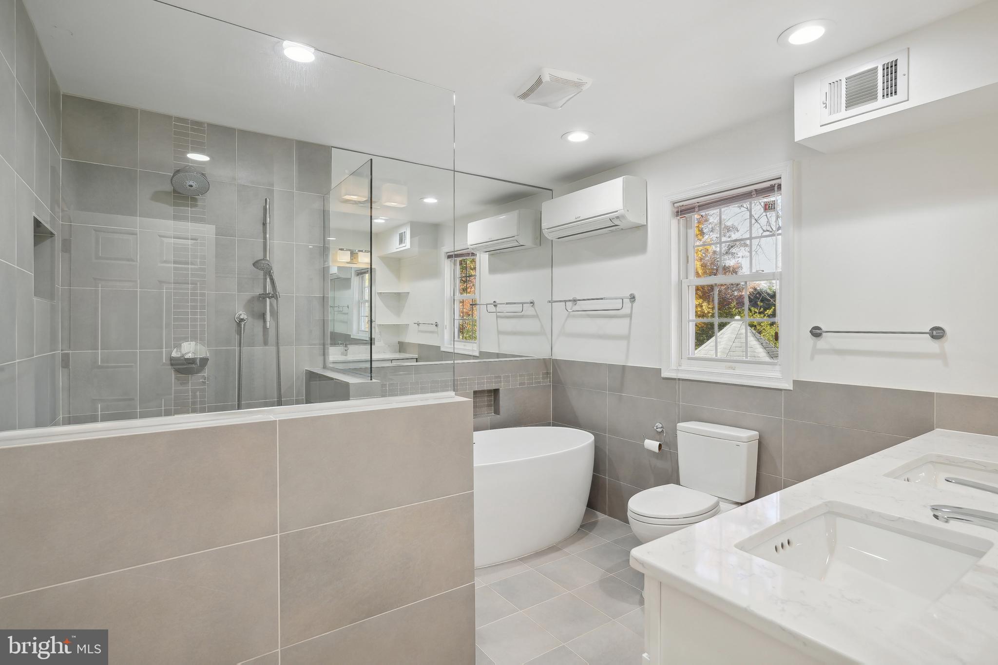 9912 Hall Road Potomac, MD 20854 - Photo 10 of 15 Beautifully renovated Primary Bath