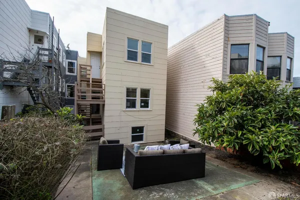 $992,000 | 1484 18th Avenue, San Francisco, CA 94122