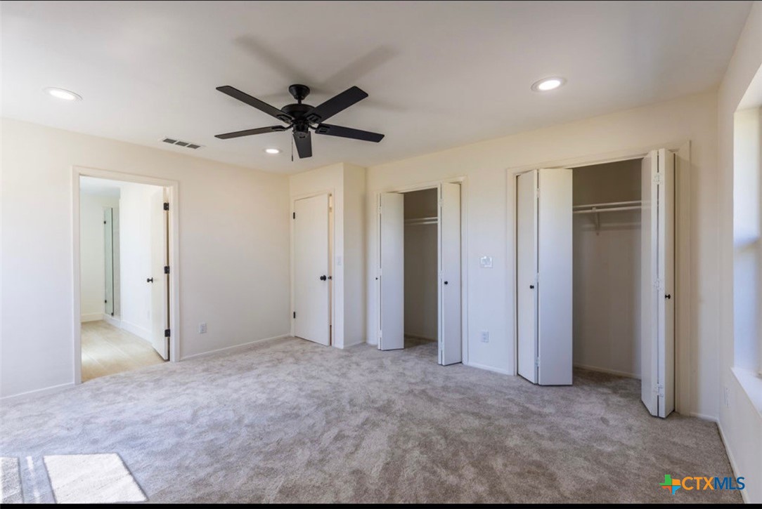 286 South Baese Road Elm Mott, TX 76640 - Photo 13 of 23 a view of a livingroom with a ceiling fan