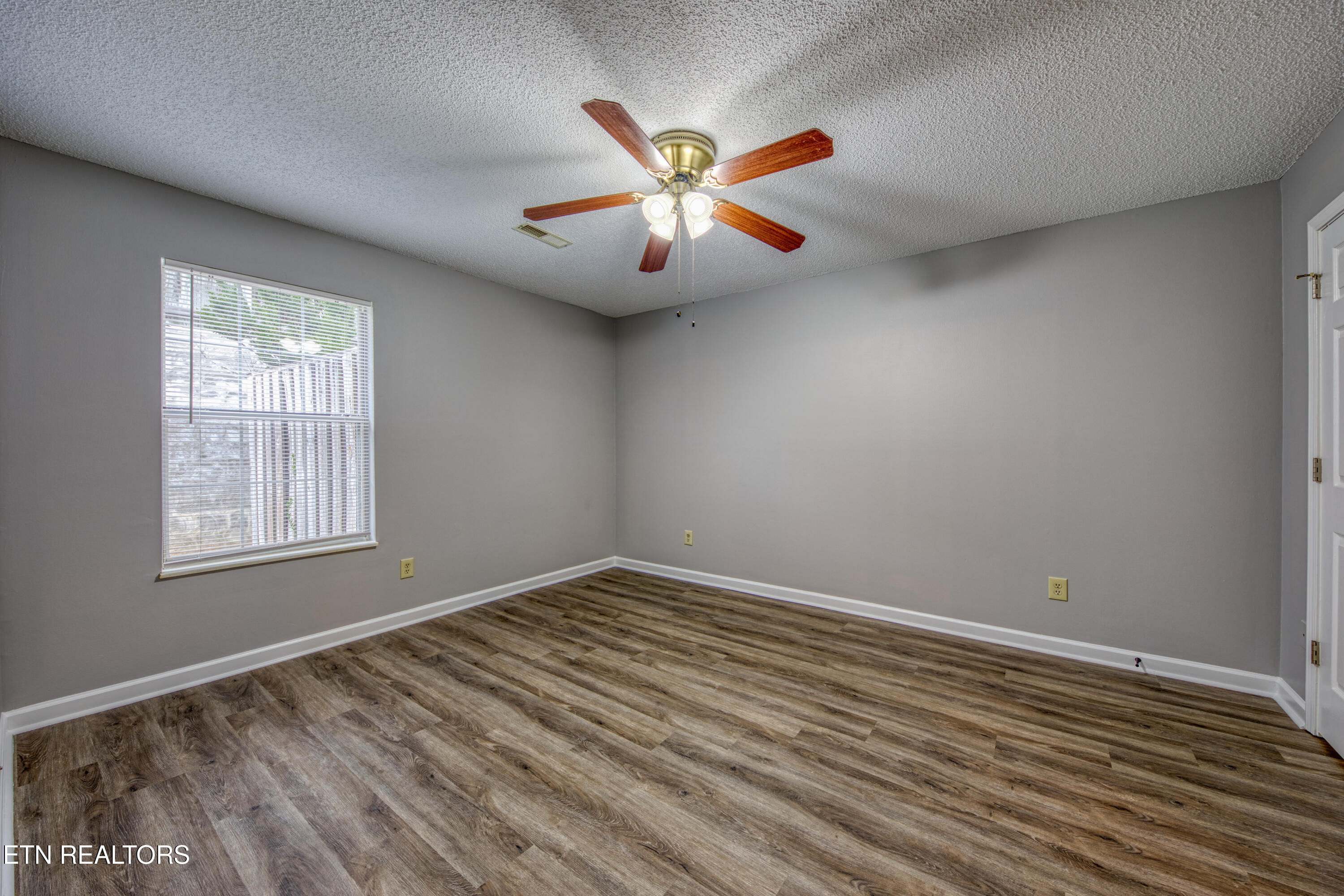 7913 Intervale Way Powell, TN 37849 - Photo 12 of 16 0H3A9648_12