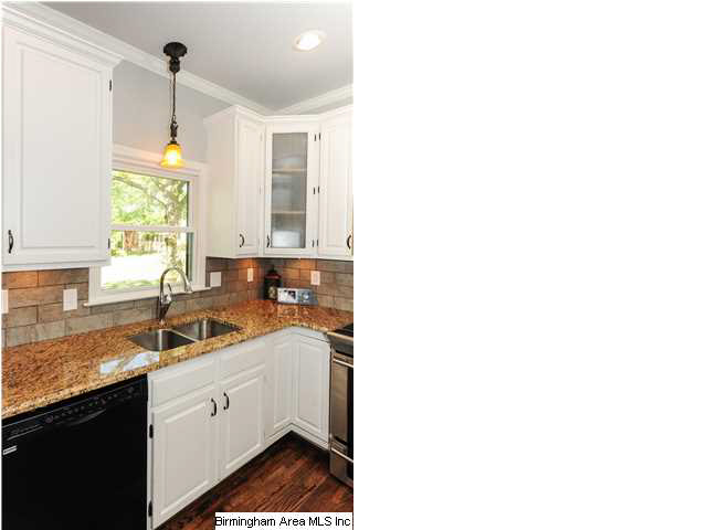 505 Raspberry Road Birmingham, AL 35244 - Photo 11 of 31