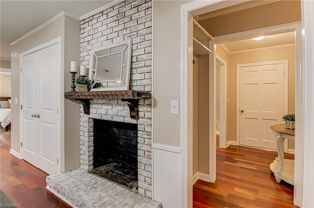 208 Mountain View Road King, NC 27021 - Photo 12 of 33