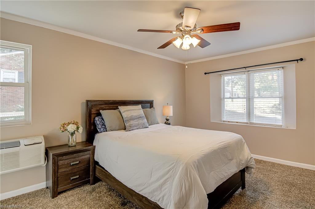 208 Mountain View Road King, NC 27021 - Photo 14 of 33