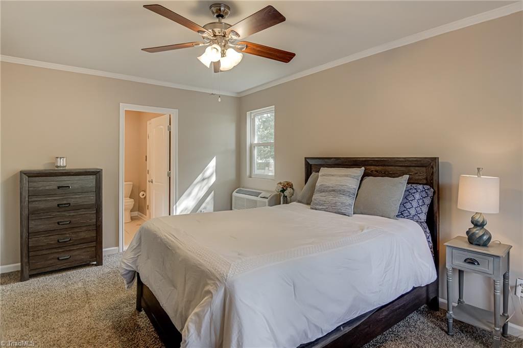 208 Mountain View Road King, NC 27021 - Photo 16 of 33