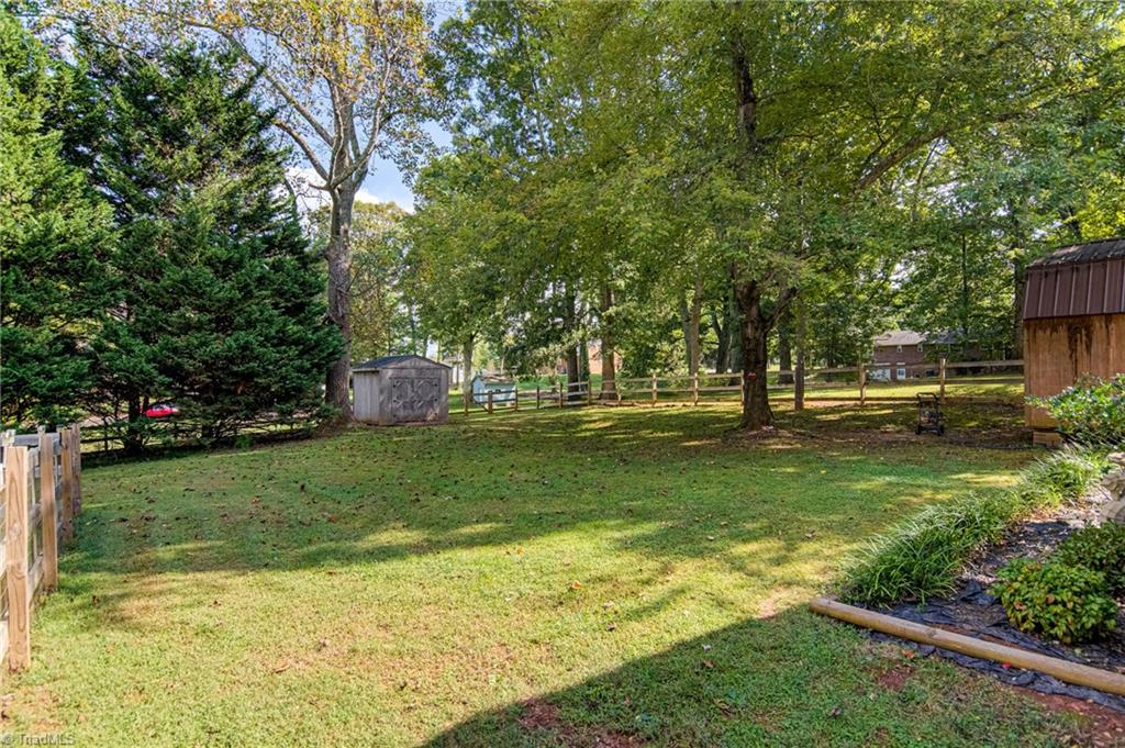 208 Mountain View Road King, NC 27021 - Photo 26 of 33