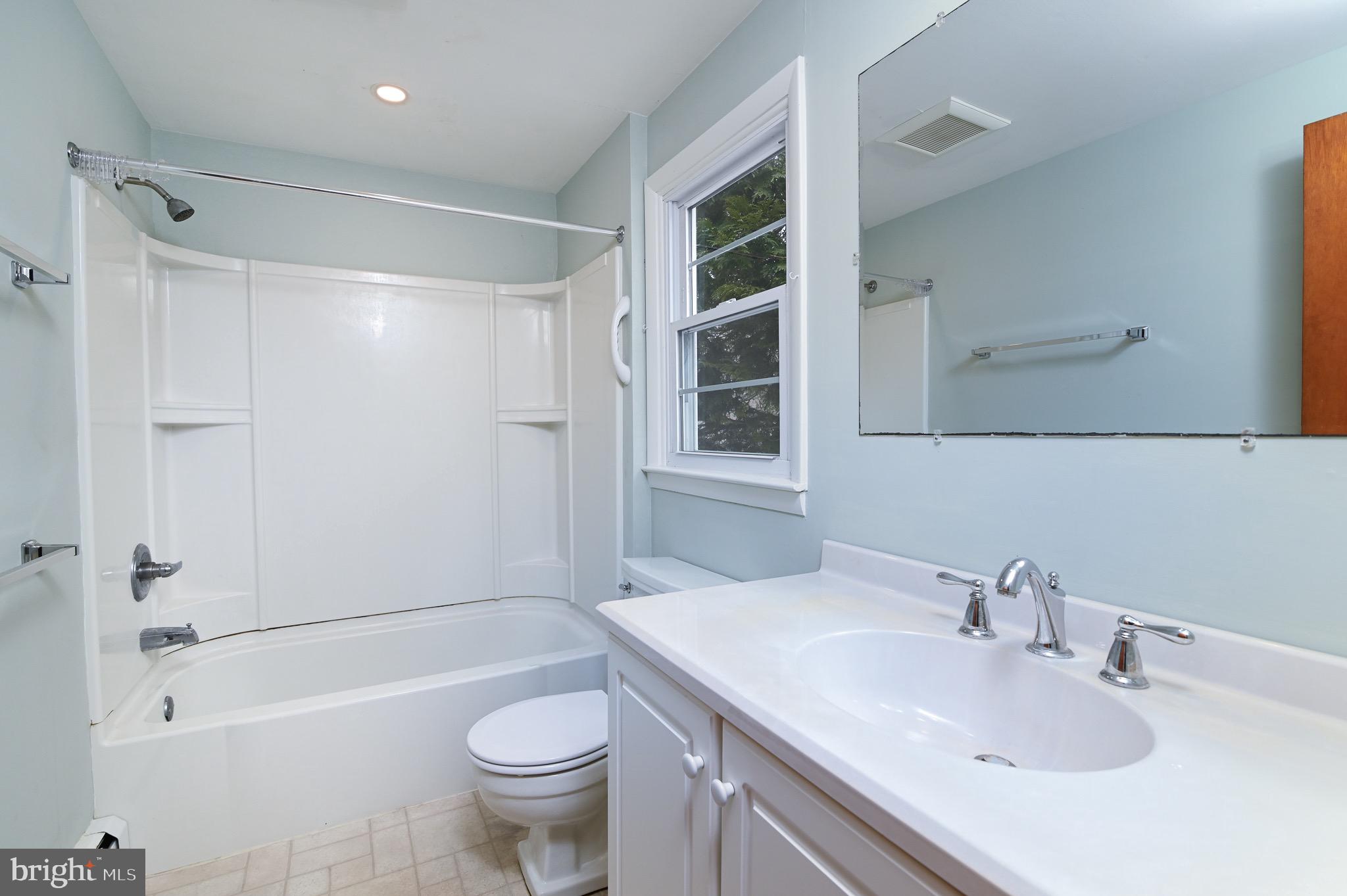 2126 Robin Lane Pottstown, PA 19465 - Photo 22 of 27