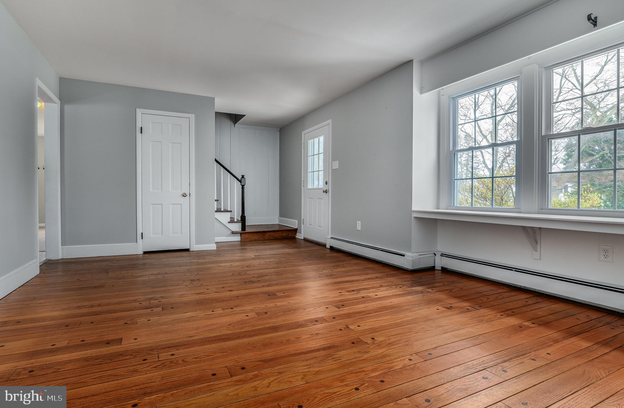 2126 Robin Lane Pottstown, PA 19465 - Photo 7 of 27