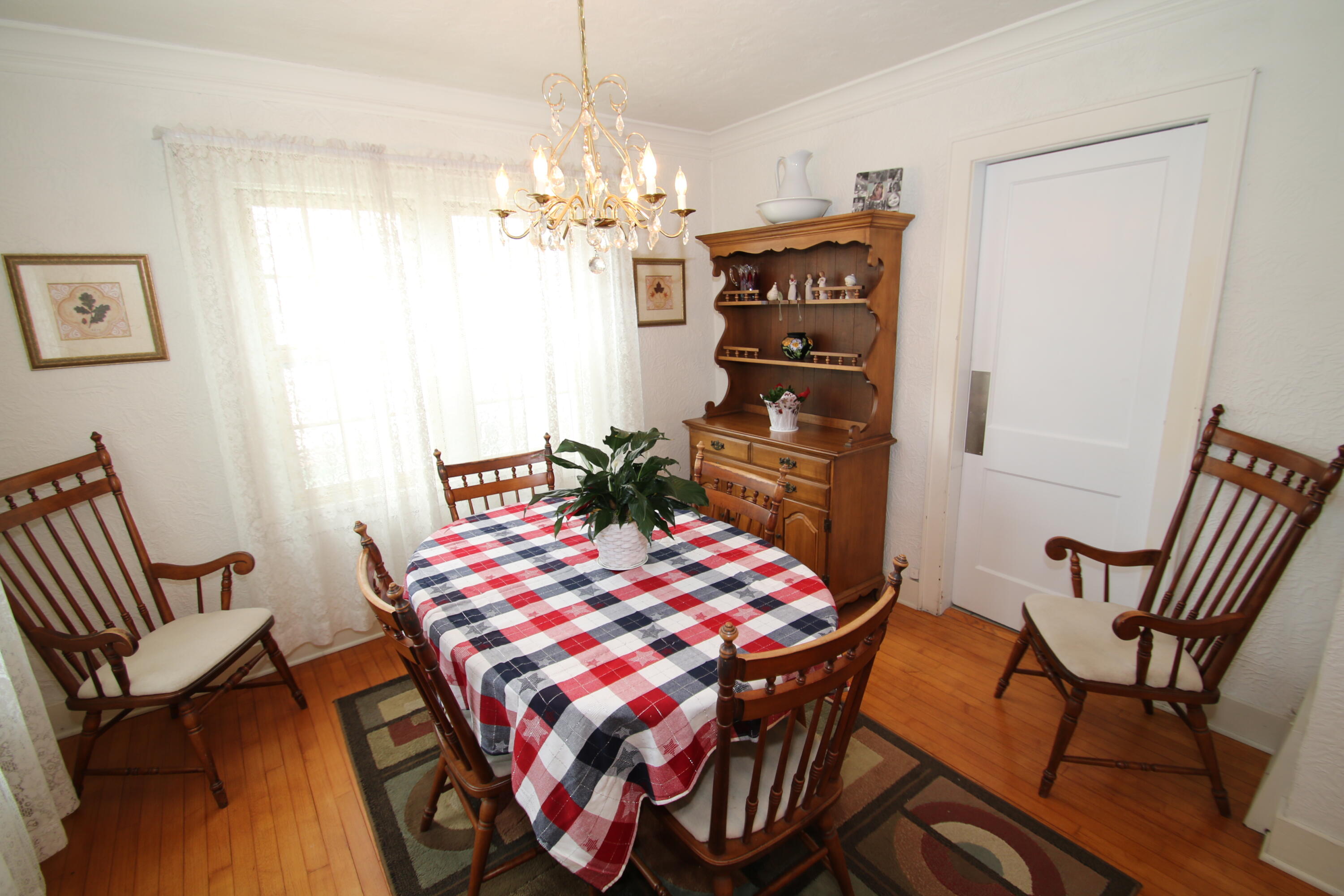 2114 North 19th Street Sheboygan, WI 53081 - Photo 13 of 37 Dining Room