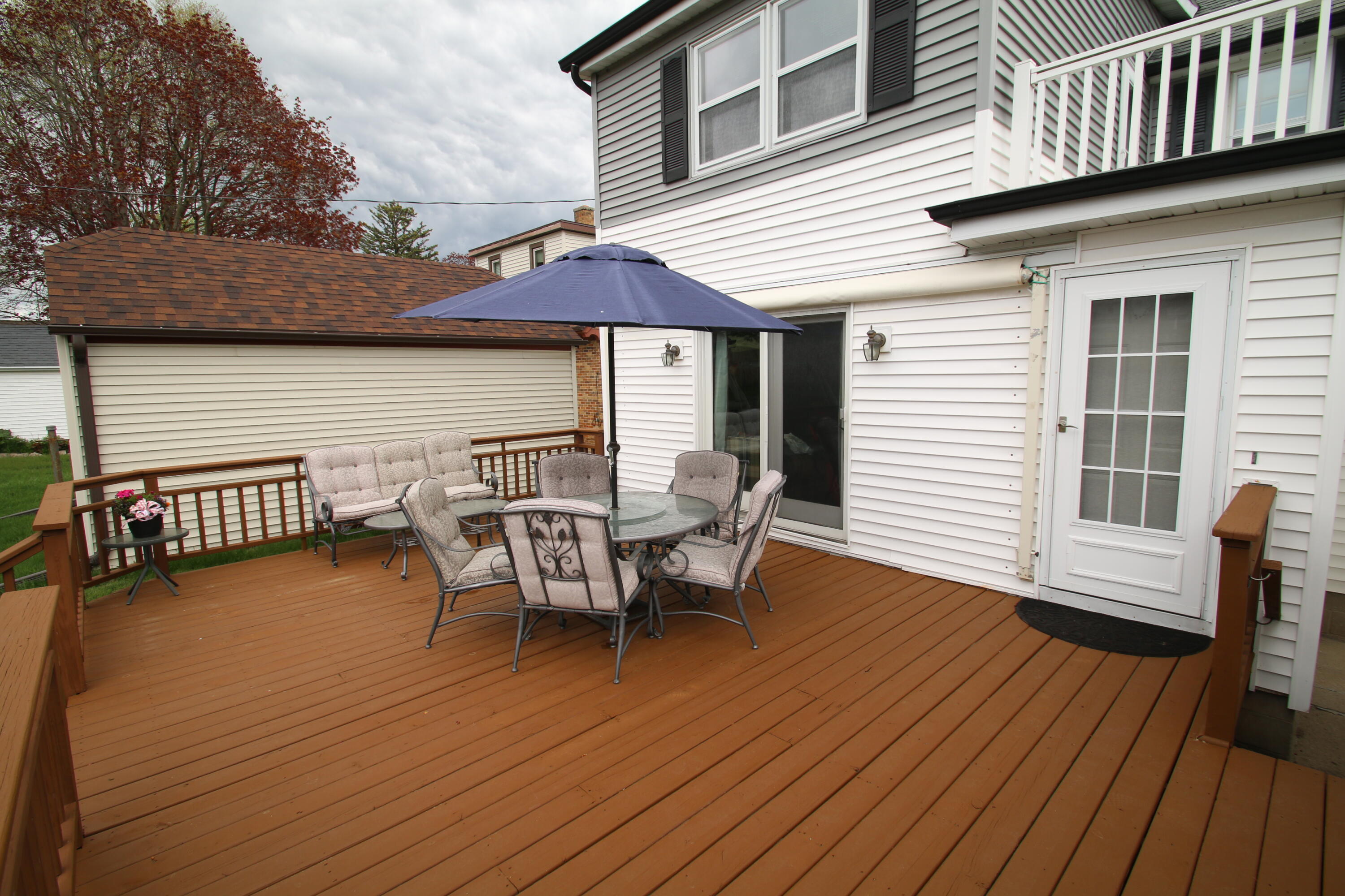 2114 North 19th Street Sheboygan, WI 53081 - Photo 31 of 37 Deck