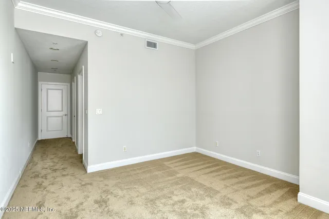 $5,000 | 1431 Riverplace Boulevard, Unit 2704, Jacksonville, FL 32207