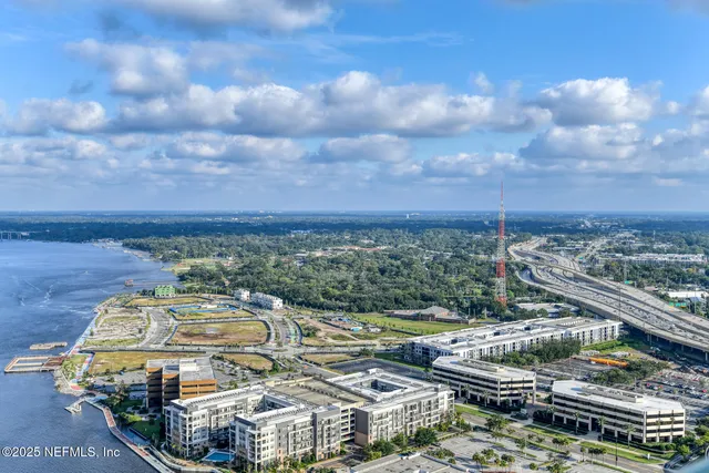 $5,000 | 1431 Riverplace Boulevard, Unit 2704, Jacksonville, FL 32207