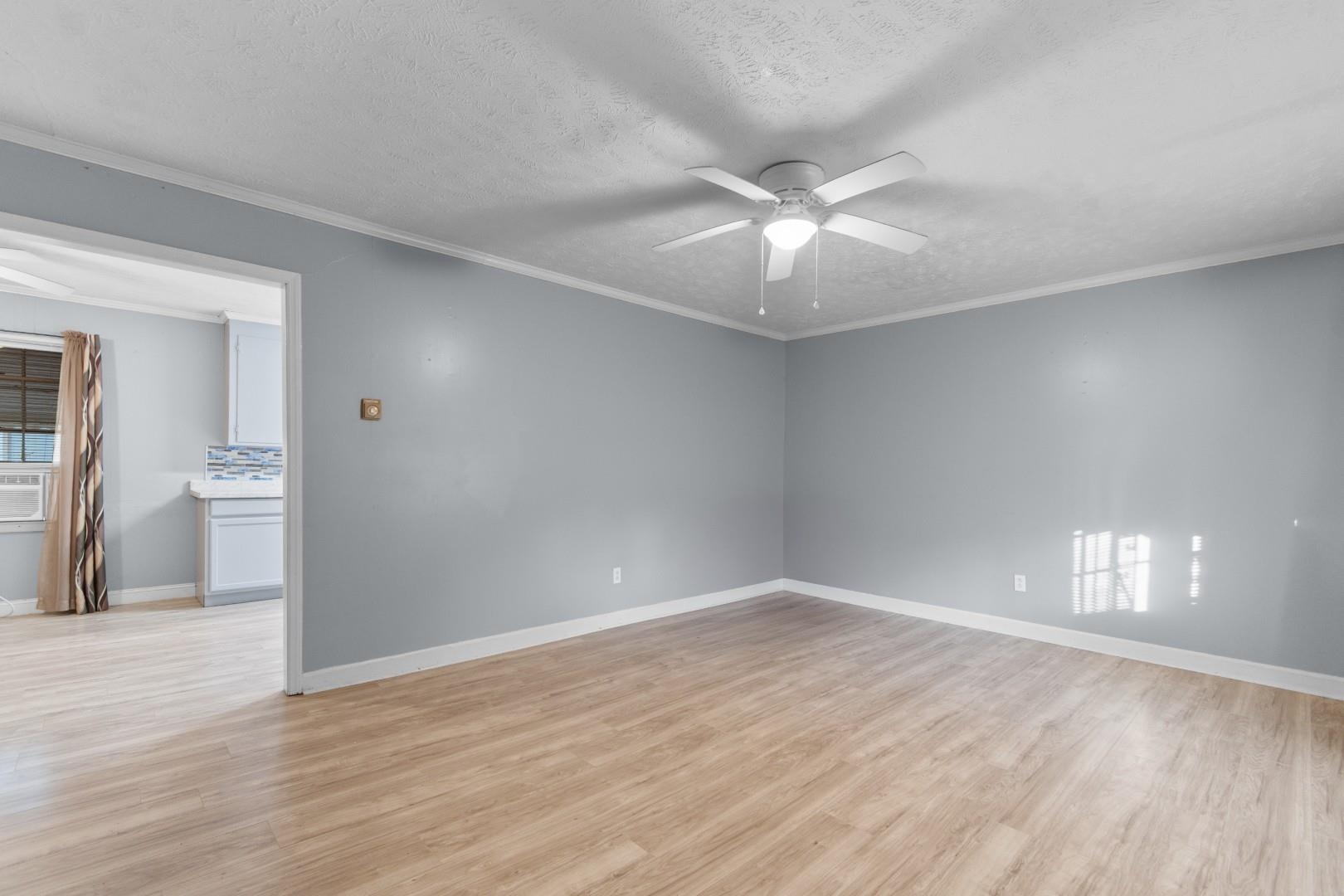 707 Rosemarie Lane Mullins, SC 29574 - Photo 5 of 39