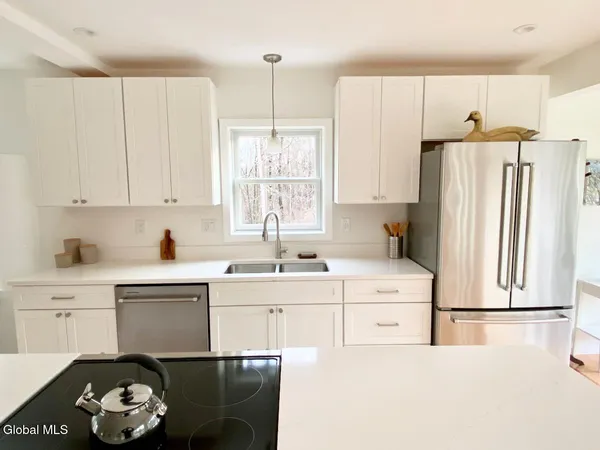 $495,000 | 365 Moore Hill Road, Stephentown, NY 12168