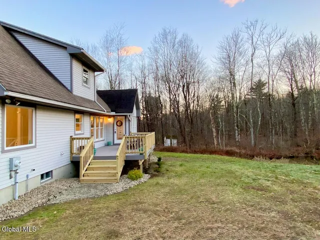 $495,000 | 365 Moore Hill Road, Stephentown, NY 12168