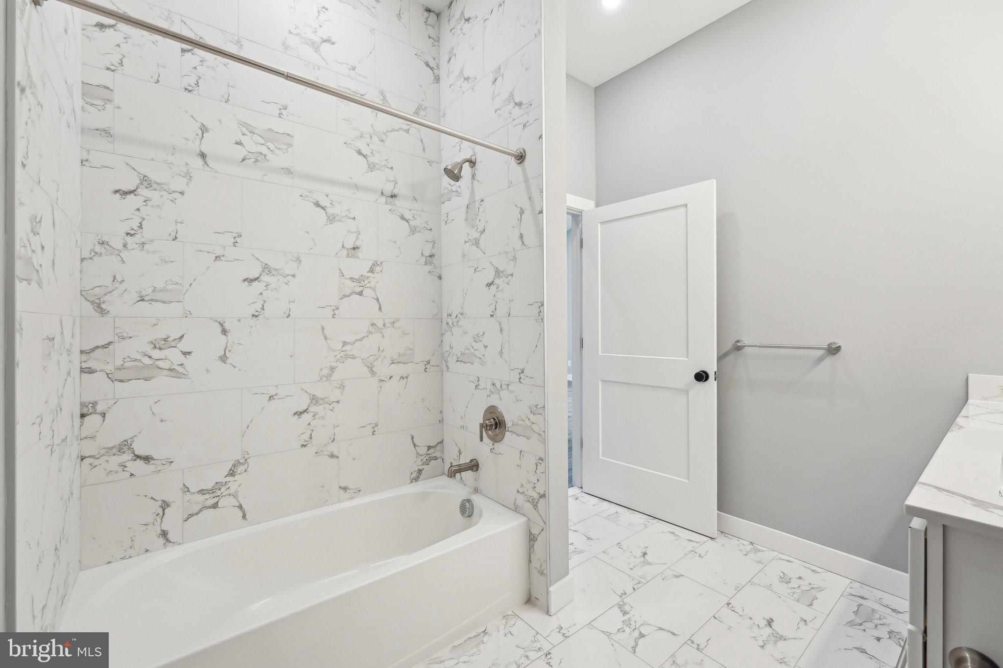 2421 Bristol Road, Unit 2B105 Warrington, PA 18976 - Photo 41 of 50