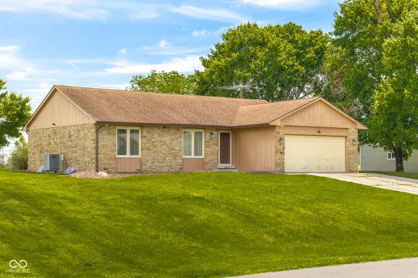 $325,000 | 13041 River Grove Drive, Columbus, IN 47203