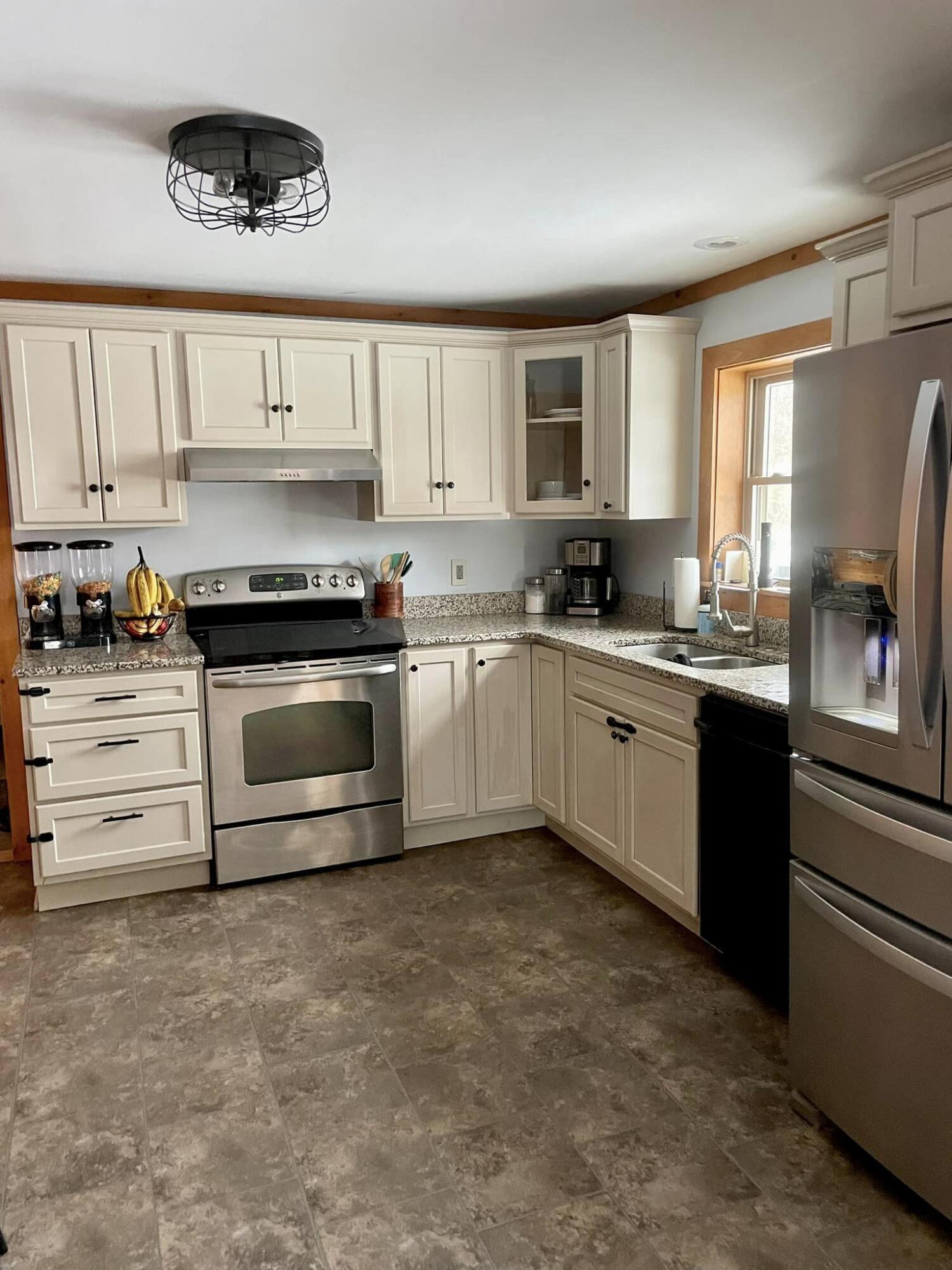 353 Betts Road Orrington, ME 04474 - Photo 8 of 31 385255815_7595500507131741_1278876393071