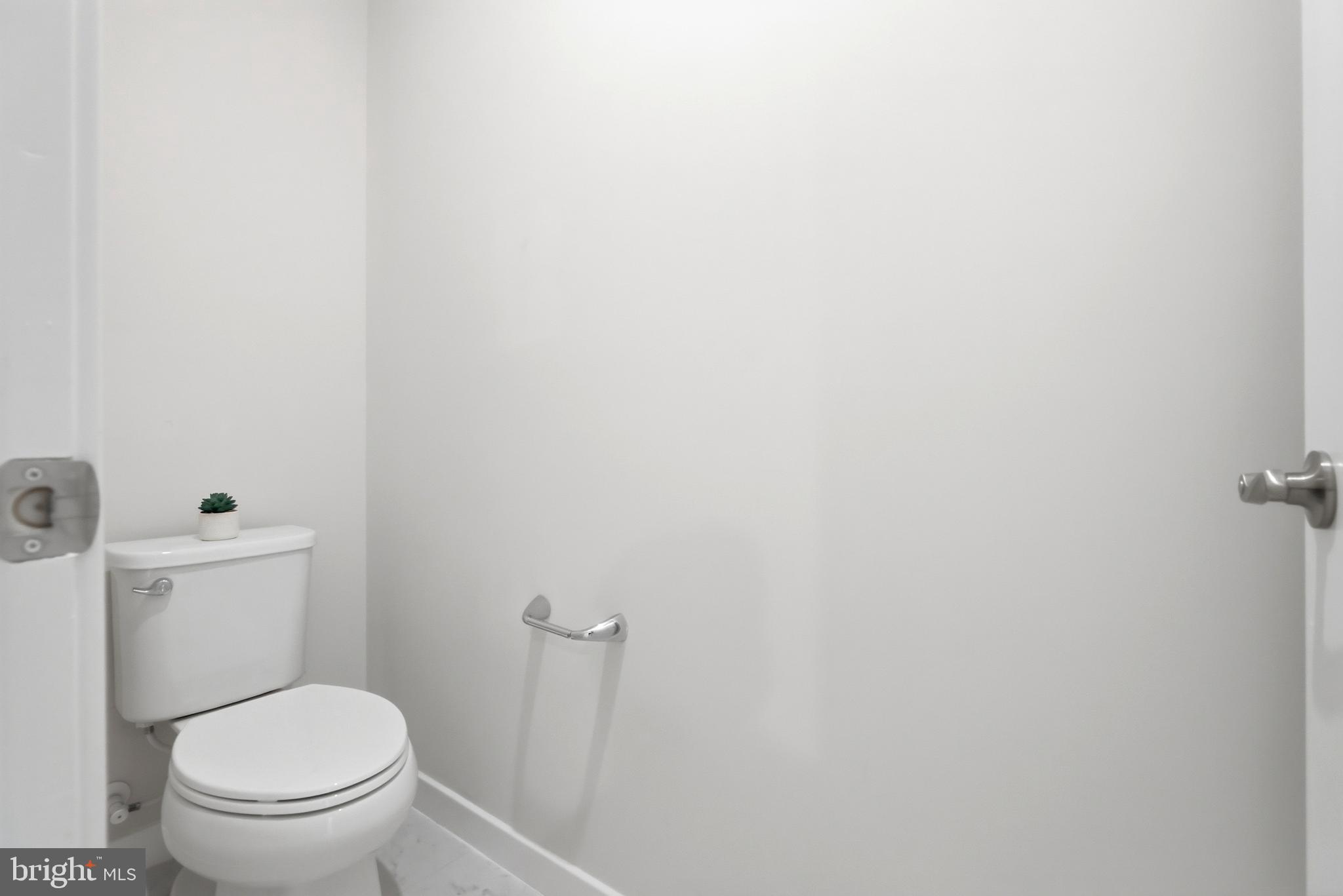 4128 Legato Road, Unit 53 Fairfax, VA 22033 - Photo 24 of 40 Convenient Private Bathroom