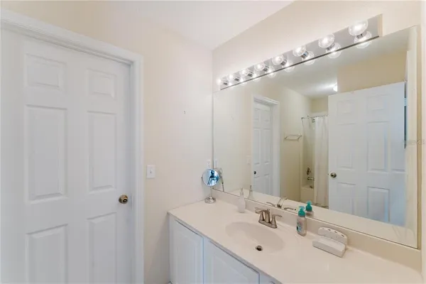 $3,700 | 8563 Greenbank Boulevard, Windermere, FL 34786