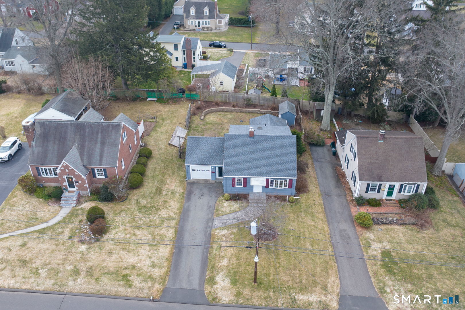 28 Berldale Avenue Berlin, CT 06037 - Photo 2 of 40 Aerial view of the property showing the walkable neighborhood.