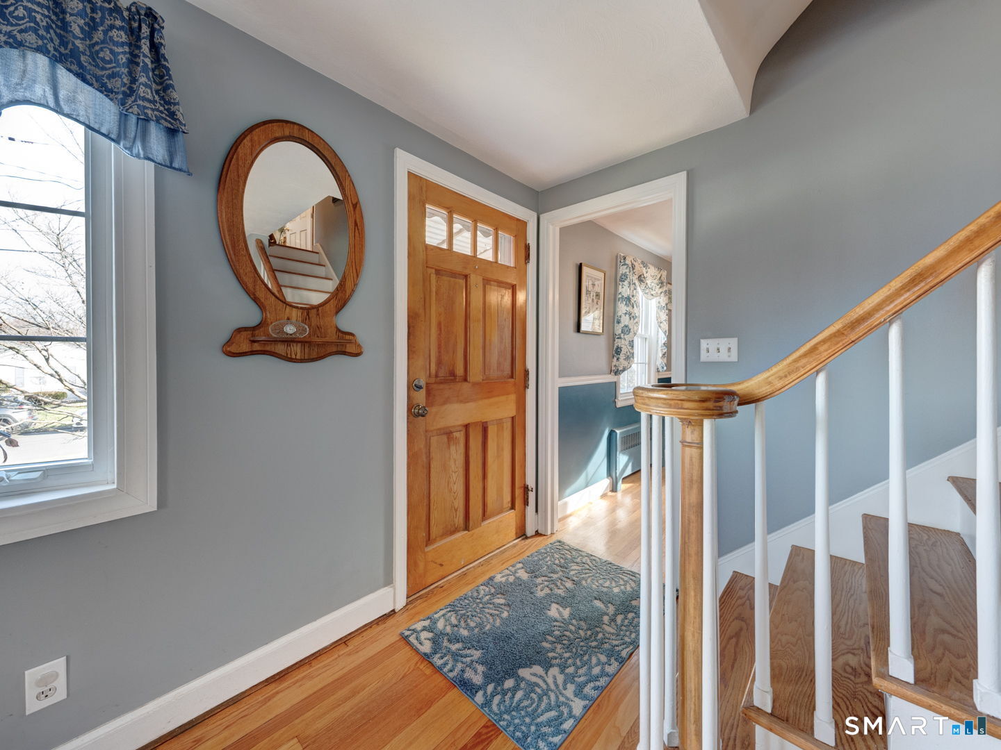 28 Berldale Avenue Berlin, CT 06037 - Photo 4 of 40 Open foyer