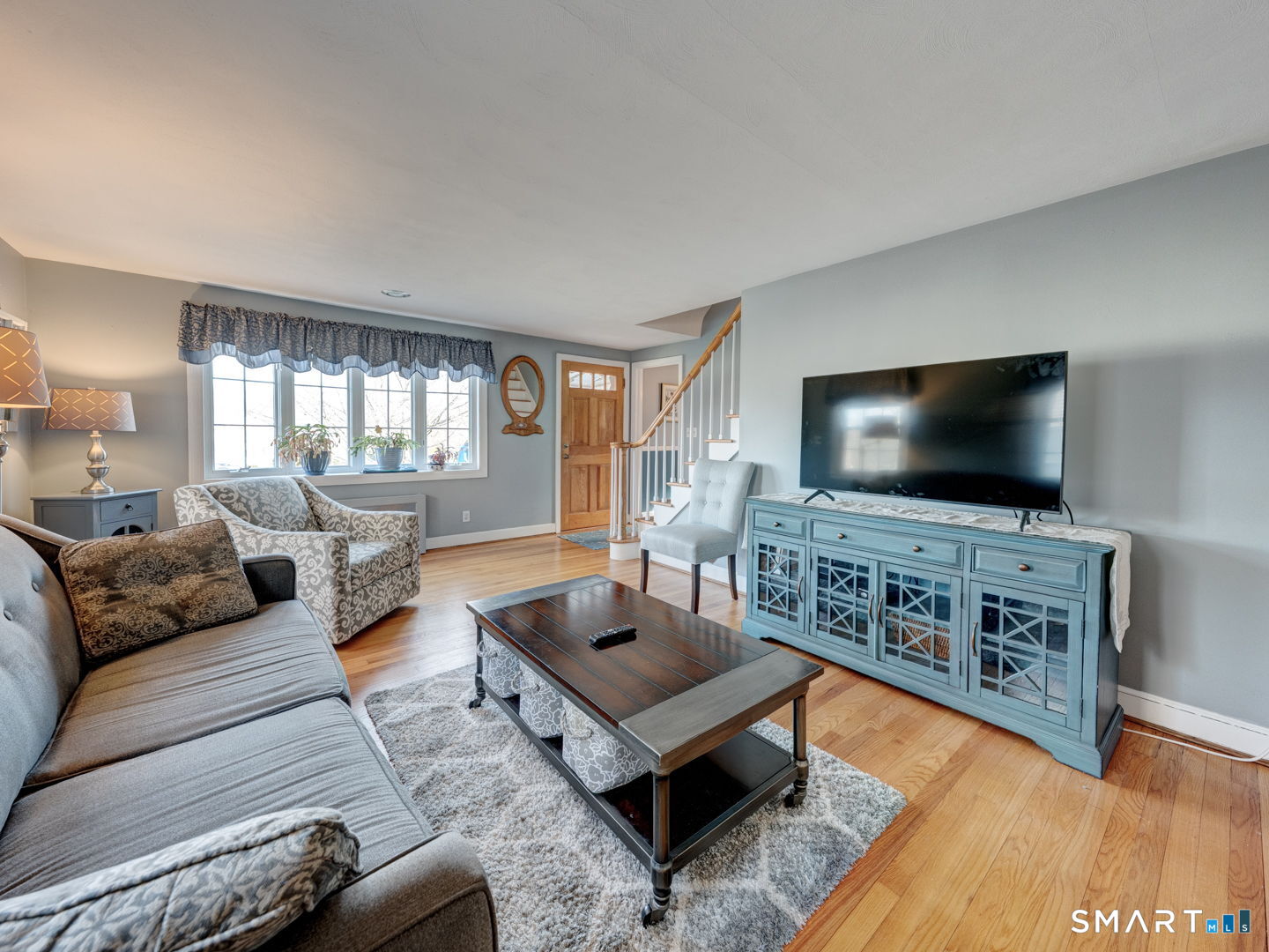 28 Berldale Avenue Berlin, CT 06037 - Photo 7 of 40 Lots of natural light