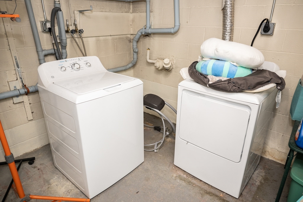 10 Chris Road Oxford, MA 01540 - Photo 33 of 42 a utility room with dryer and washer