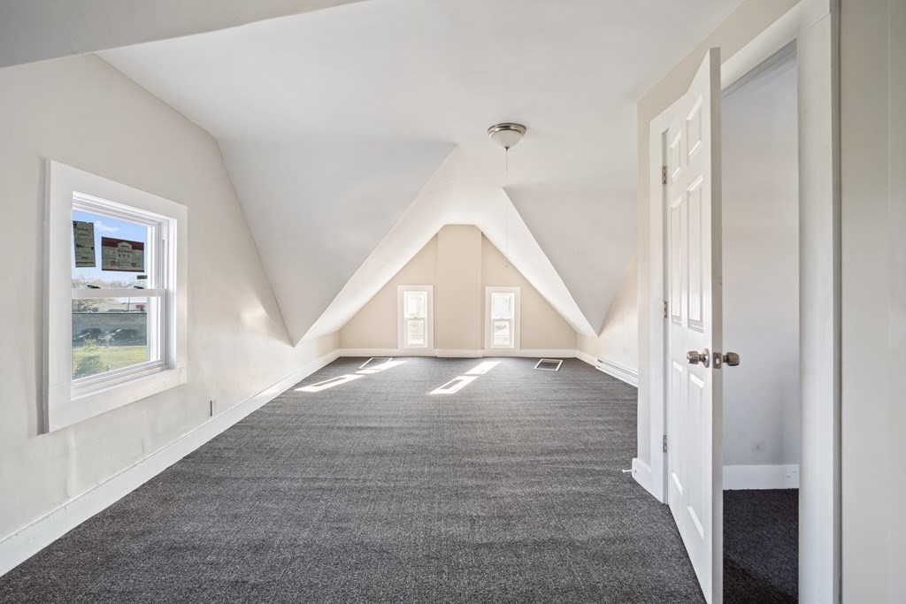 246 Walnut Street Springfield, MA 01105 - Photo 13 of 19 Gallery Image 13
