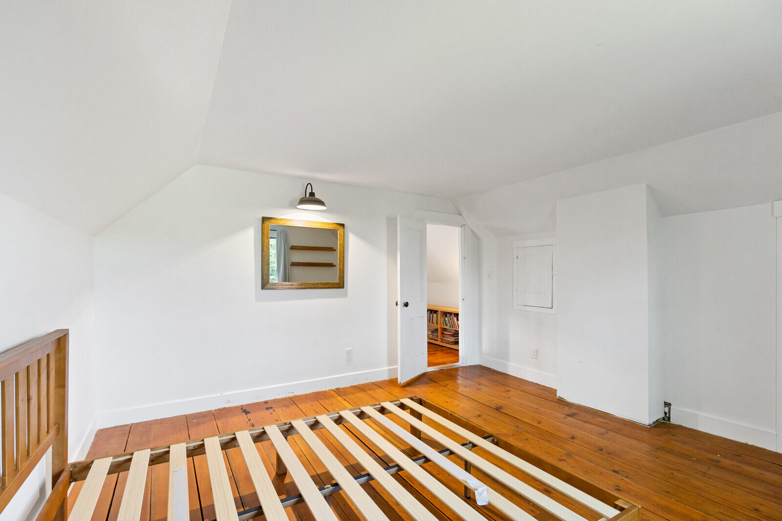 2140 Level Hill Road Palermo, ME 04354 - Photo 44 of 49 Second bedroom