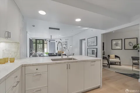 $2,200,000 | 875 California Street, Unit 202, San Francisco, CA 94108