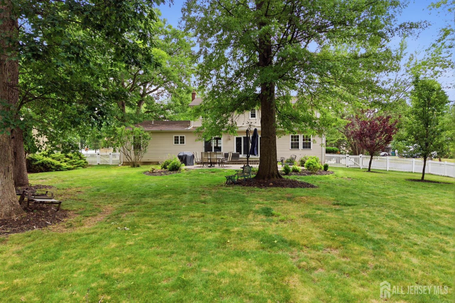 4 Woodruff Road Edison, NJ 08820 - Photo 37 of 43