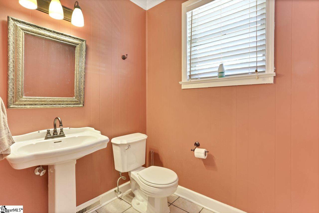 509 Edwards Mill Road Taylors, SC 29687 - Photo 14 of 36 Gallery Image 14