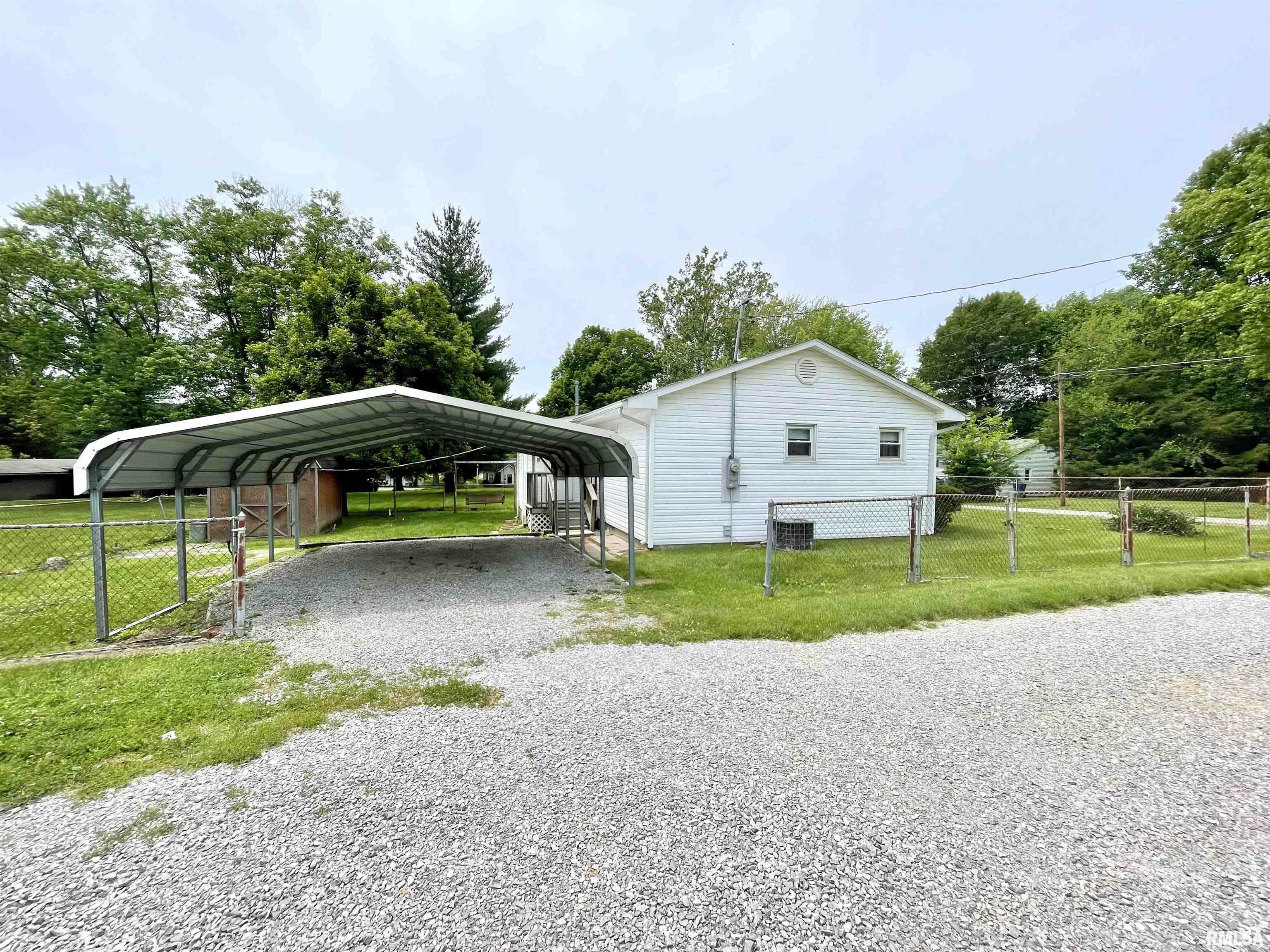 605 Ridge Street Carterville, IL 62918 - Photo 17 of 20 Gallery Image 17
