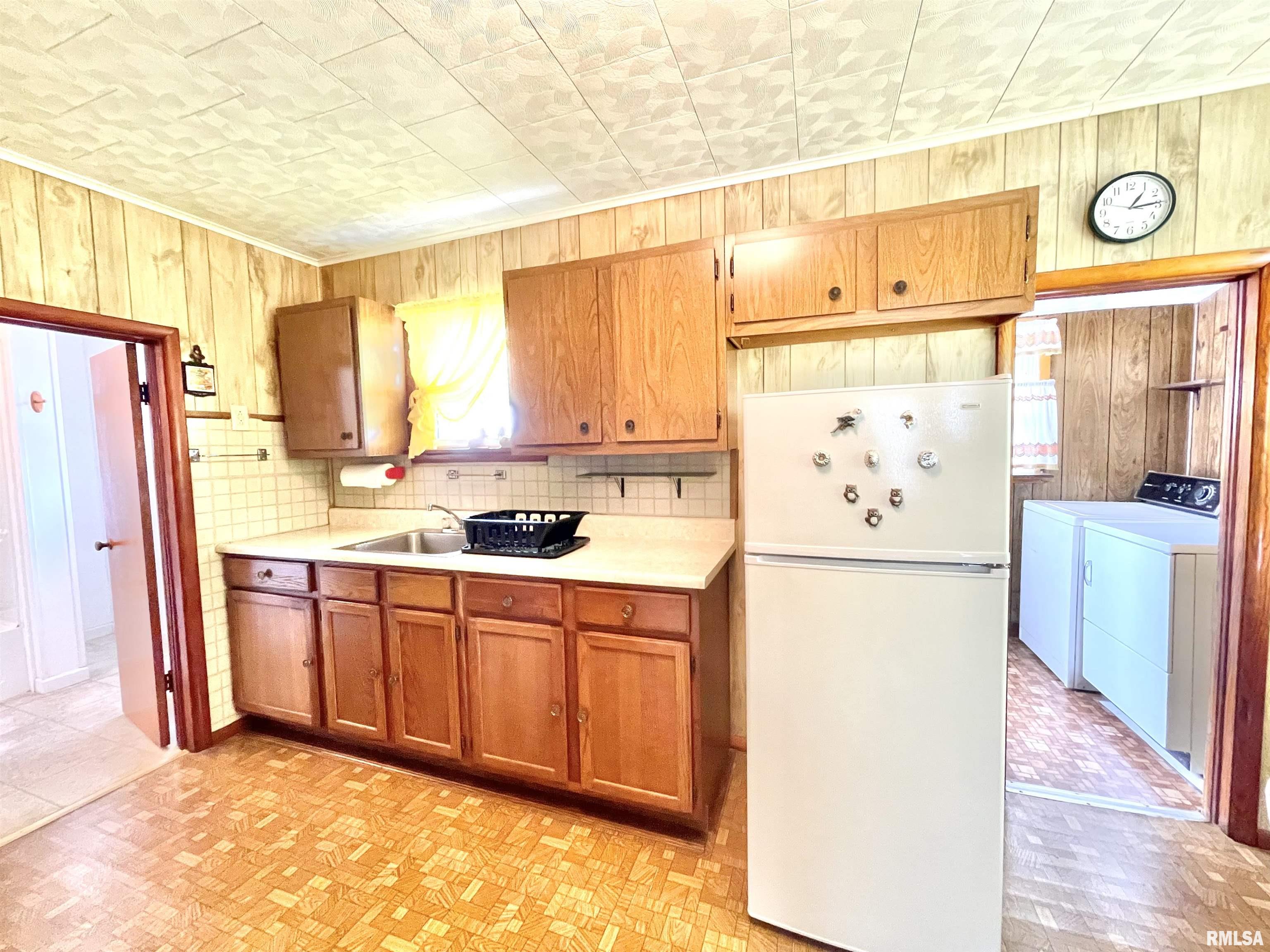 605 Ridge Street Carterville, IL 62918 - Photo 9 of 20 Gallery Image 9