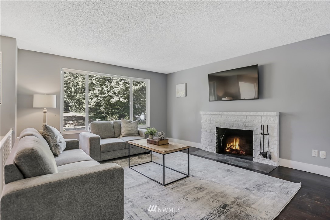 32 234th Place Southeast Bothell, WA 98021 - Photo 4 of 23