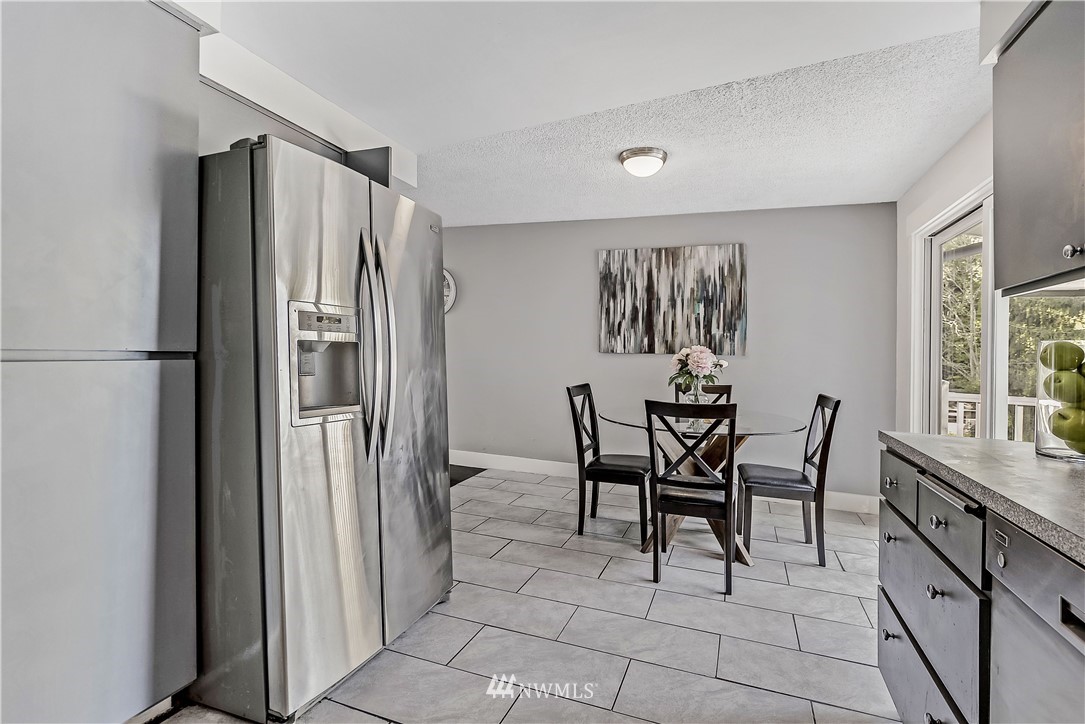 32 234th Place Southeast Bothell, WA 98021 - Photo 6 of 23